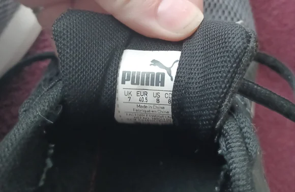 Puma shoes - Picture 2 of 5
